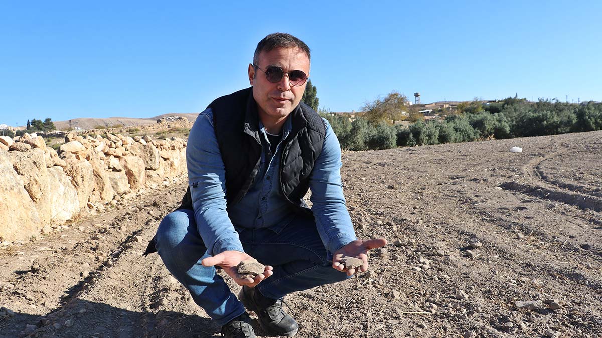 "Kazılarla milattan sonra 4'üncü yüzyıla kadar buluntulara sahip olduk ancak bu yıl farklı bir çalışmamız oldu. "