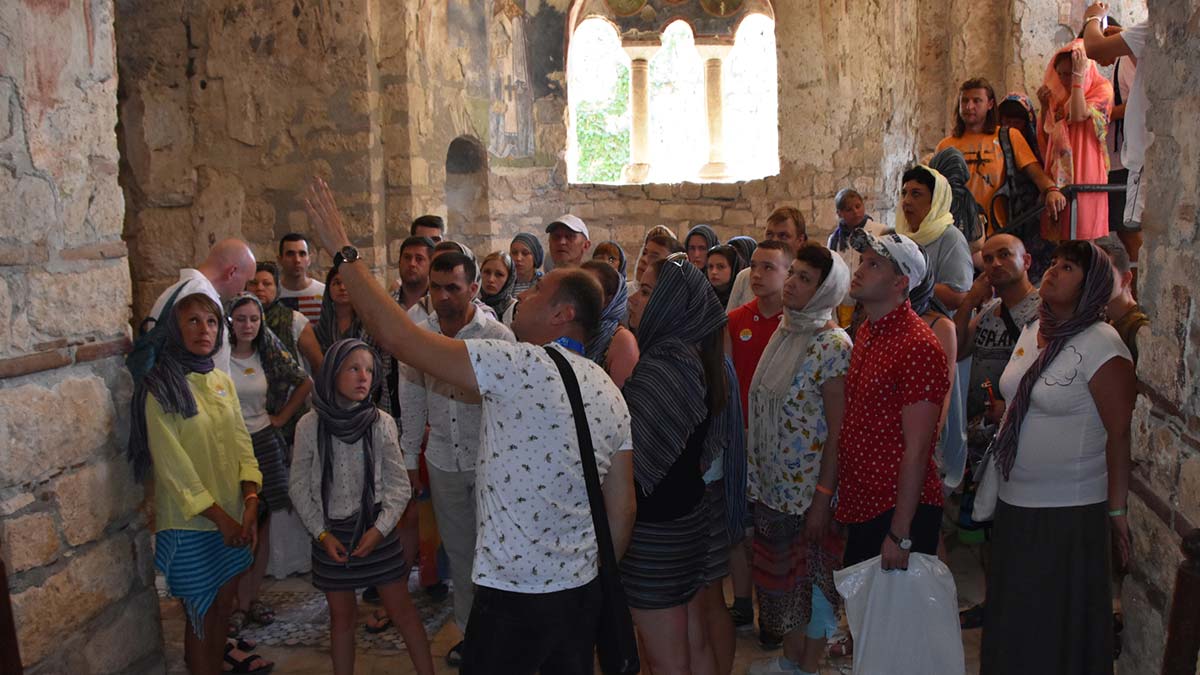 Aziz Nikholaos Anıt Müzesi'ni geçen yılın kasım ayında ise gezen 5 bin 286 ziyaretçiden 140 bin 890 lira gelir sağlanmıştı