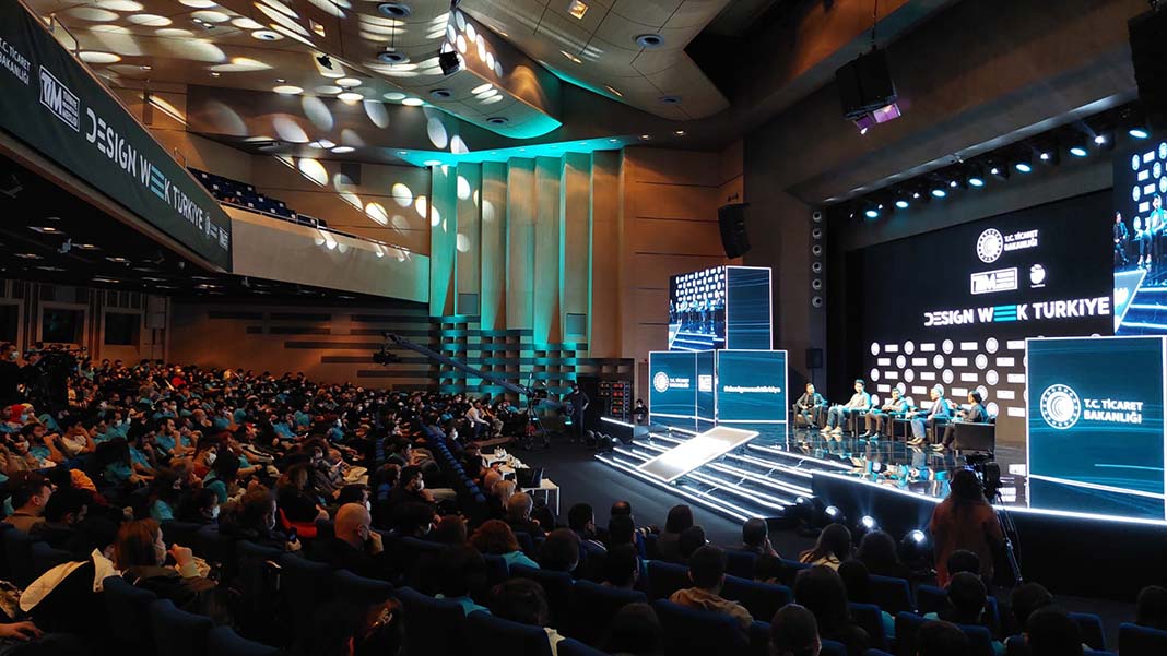 " Bu süreçte TİM de bizi çok destekledi. 2016 yılında dünyanın en büyük oyun fuarında onların da desteğiyle partner ülke olduk"