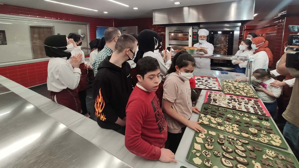 " Amacımız aileler ve engelli çocuklarımızın hoşça vakit geçirmesini sağlamak"