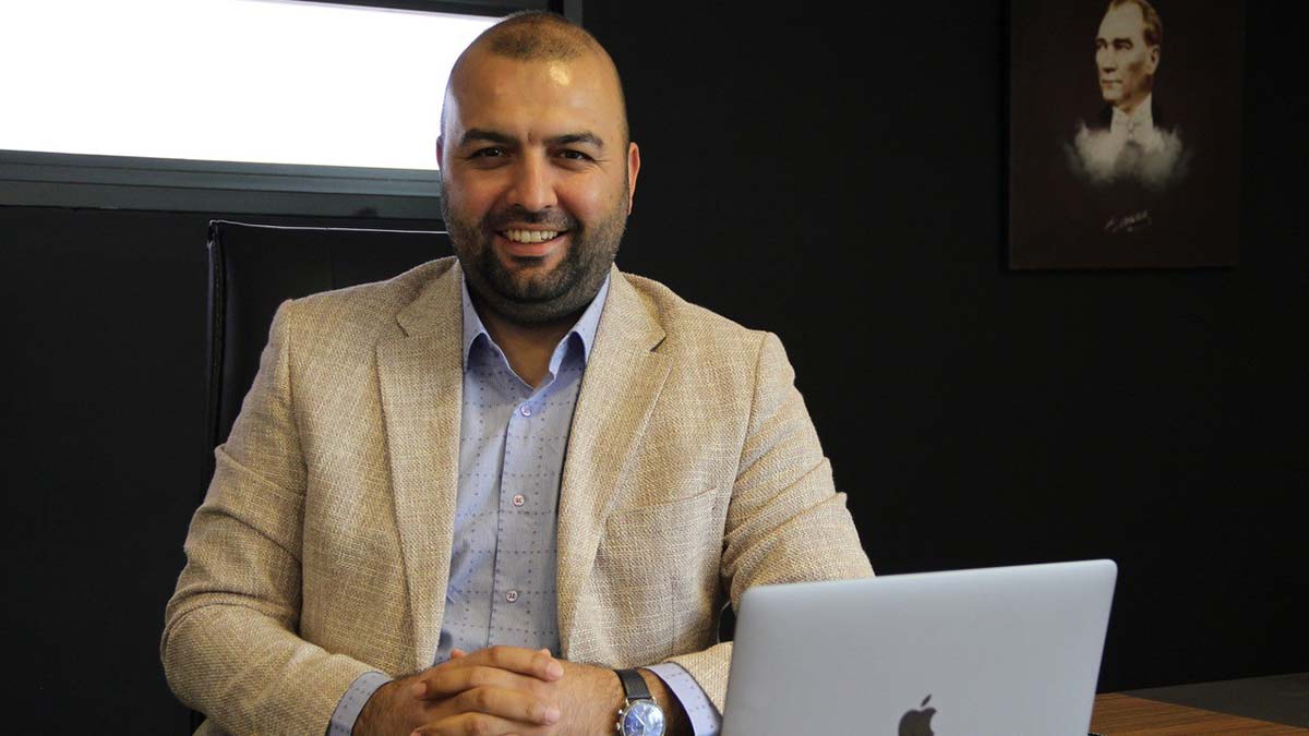 "Sosyal medyanın gücünü her platformdan sağlamaya açık olmak markanıza olumlu yönde etki edecektir"