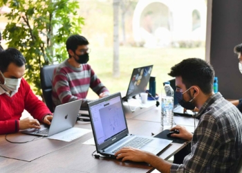 Kuzey Yıldızı TechBridge genç girişimcileri bekliyor