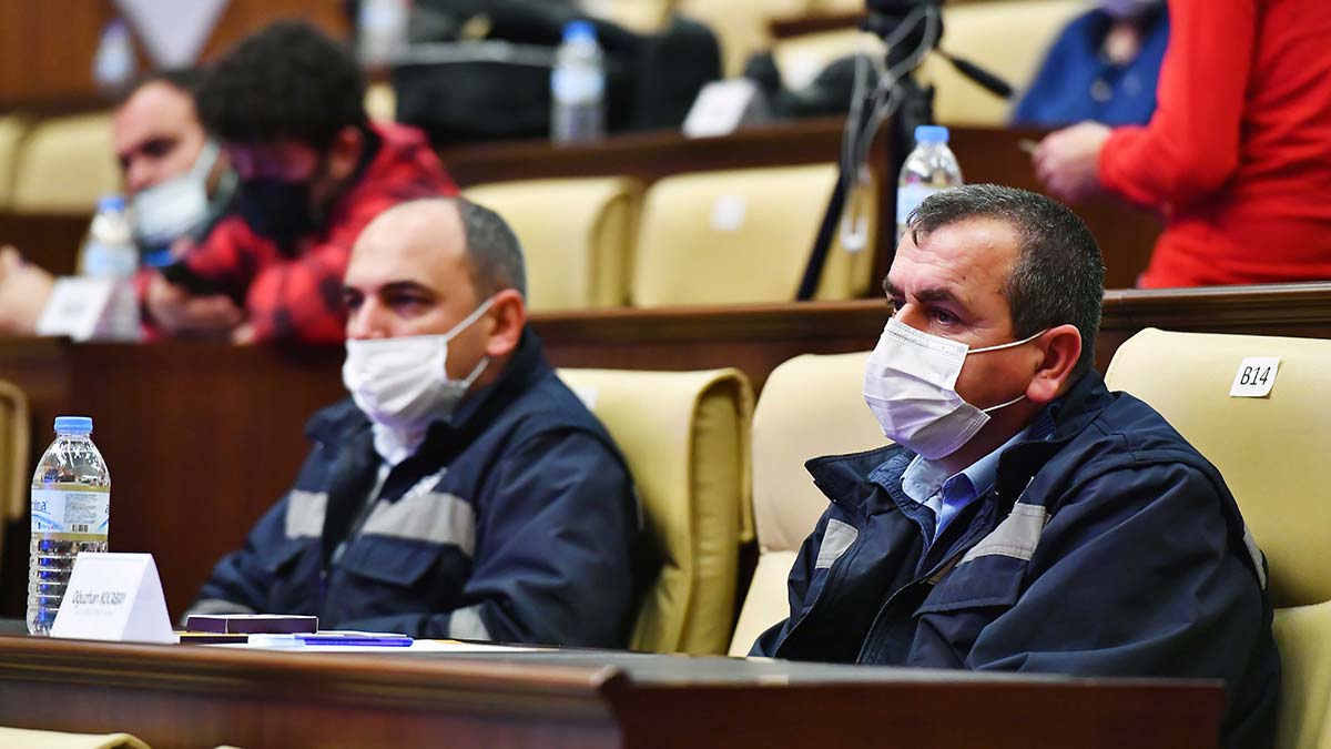 EGO Genel Müdürlüğü bünyesinde görev yapan otobüs şoförlerine engelli vatandaşlardan anlamlı bir hediye geldi.