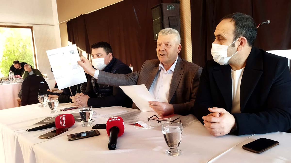 " Kilosuna 12 lira 50 kuruş istediler. Türkiye'de 12,50'lik bir il var mı? Edirne, farklı bir yer mi, farklı bir cumhuriyet mi ki böyle bir fiyat istiyorsun?"