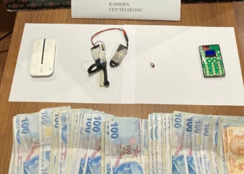 Ehliyet sınavında kopya suçüstü yakalandı