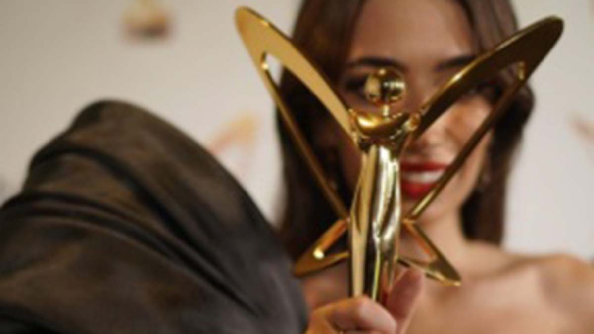 " Bana oy veren, destekleyen herkese çok teşekkür ederim. Size müteşekkirim!"