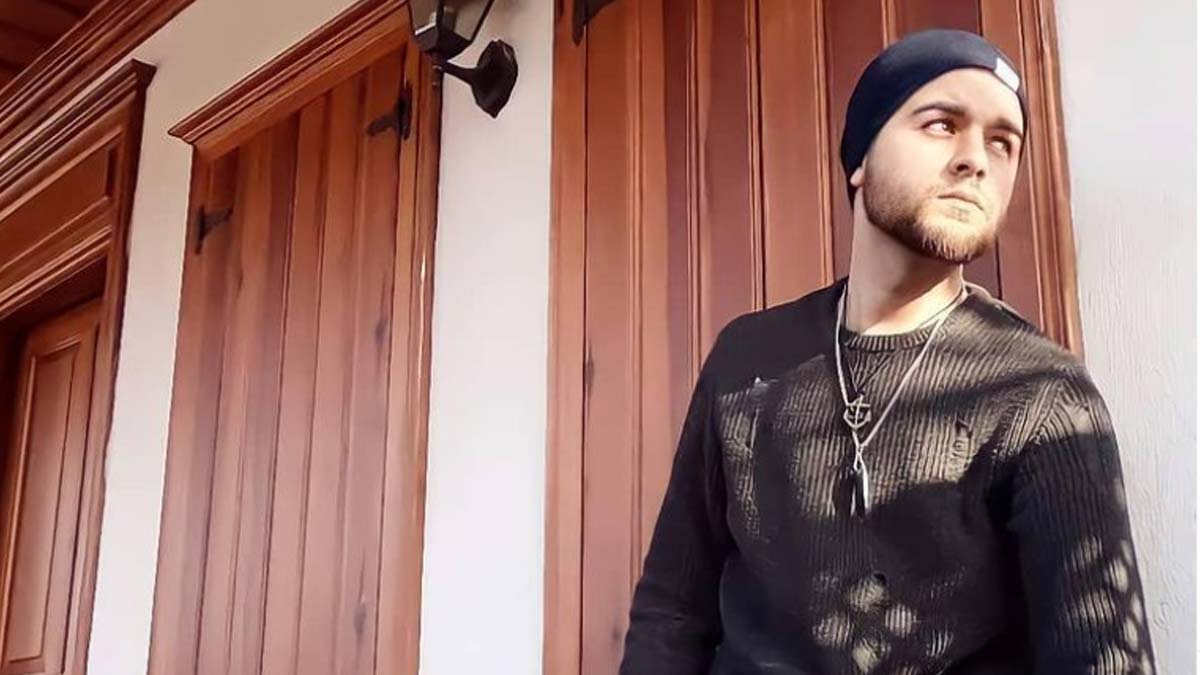 Ödüllü süper kahramanların yaratıcısı Erkan Birlik ve ilk Süper Kahraman "Katran Adam'ın" hikayesi...