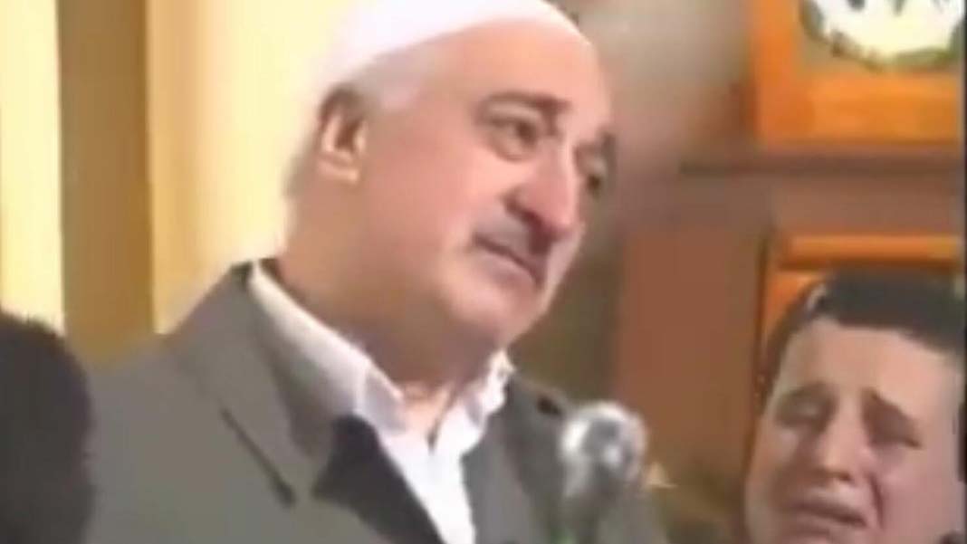 Adem Zengin, FETÖ/PDY elebaşı Fetullah Gülen'e yelpaze salladığı video ile kamuoyunda tanındı