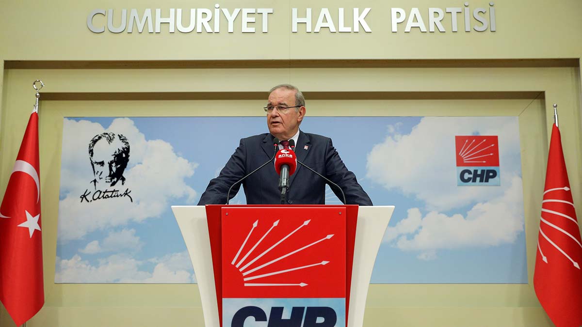 Faik Öztrak: Bu kumpasın mağduru millettir