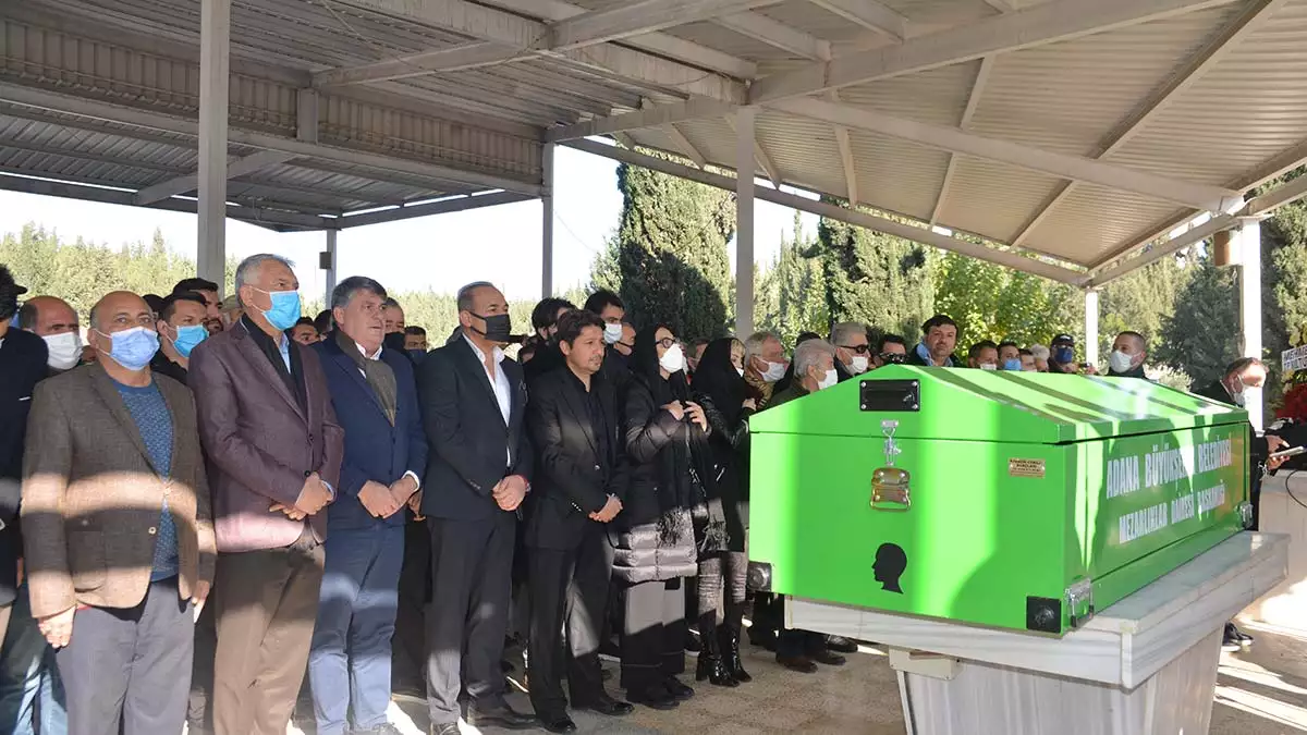 " doktorun yapılan check up sonunda raporu okumayı unutmasının ihmalidir"