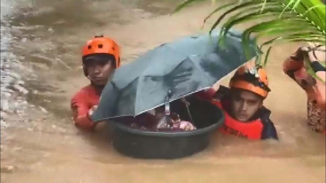 Filipinler'de Rai Tayfunu'nda 1 aylık bebek kurtarıldı