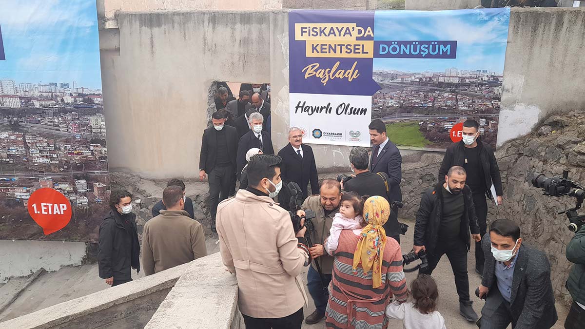 " Diyarbakır’ın cazibesi artacak. Buradaki çalışmaları vatandaşımızla beraber yürütüyoruz"