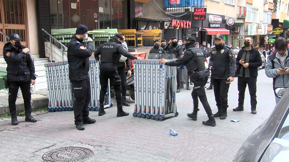 HDP İlçe Binası'nda gergin anlar