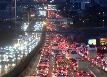 Haftanın ilk iş gününde trafik yoğunluğu yüzde 58