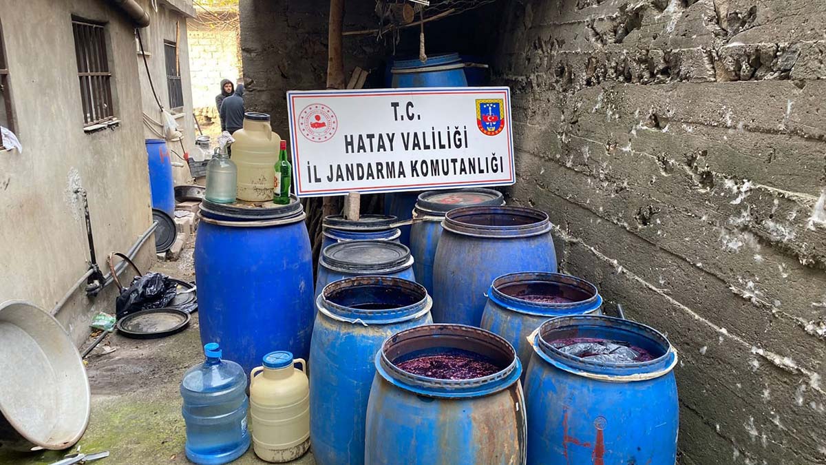 Hatay'da yılbaşı öncesi sahte içki operasyonu