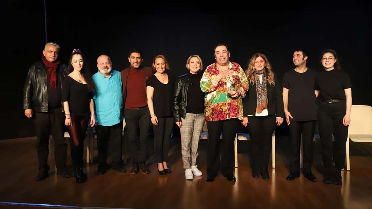 Hayat Kime Güzel tiyatro oyunu sahnelendi