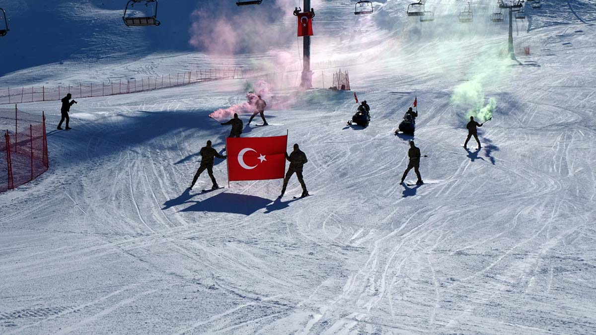 Hesarek Kayak Merkezi'nde yeni sezon başladı