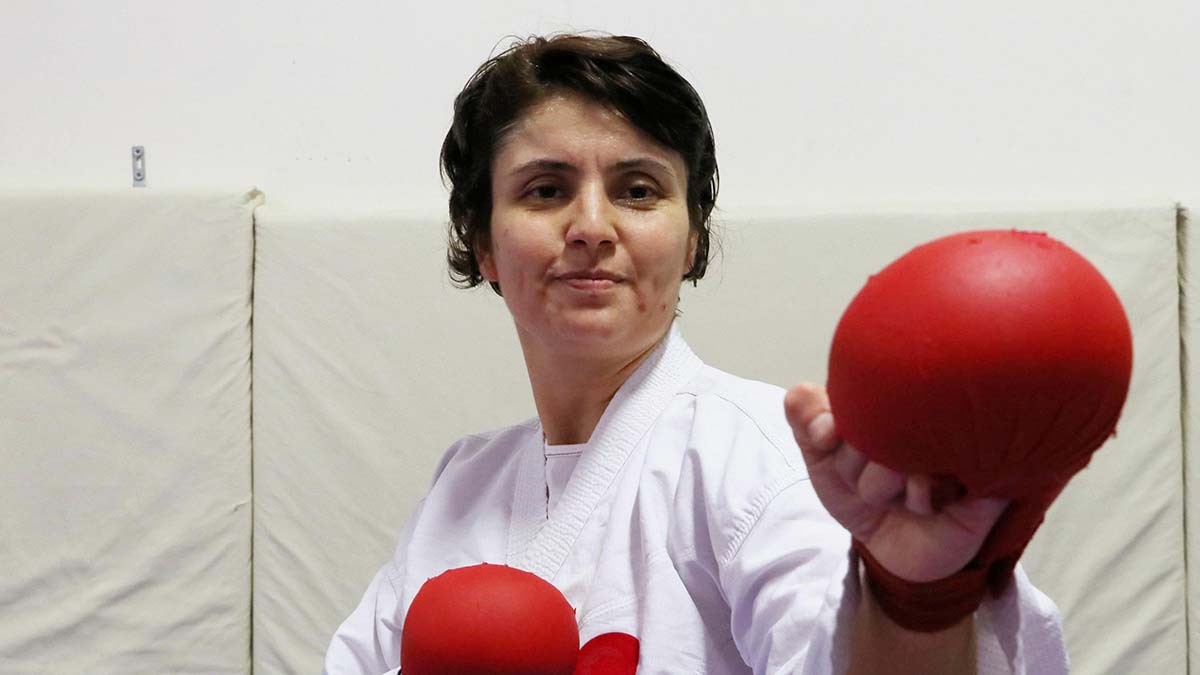 İşitme engelli sporcu bronz madalya aldı