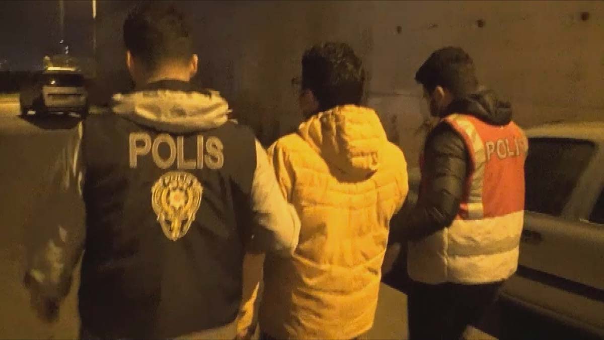 İstanbul'da FETÖ/PDY örgütüne operasyon