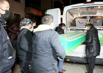 Kardeşinin bıçakladığı Ayşegül öğretmen öldü