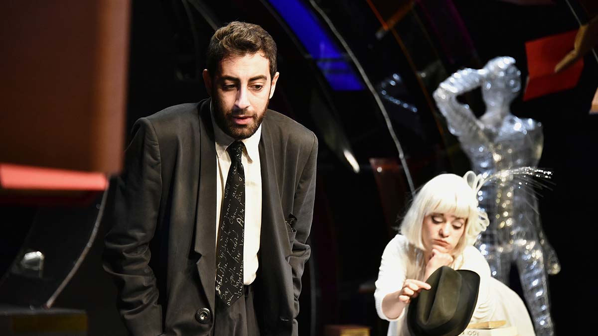 Ülke çapında 23 farklı sahnede Cezayir, İsviçre, Belçika, Fransa, İran, İtalya, Kosova, Meksika, Suriye, Almanya, Mısır, Filistin ve Ürdün gibi ülkeler eserlerini tiyatroseverler için sahneleyecek