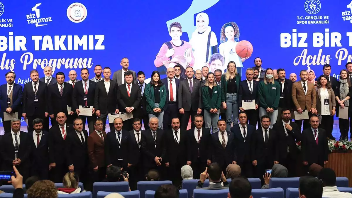 " biz bir takımız; 6 ve 7'nci sınıf öğrencisi 1056 evlâdımız ile hayata geçirdiğimiz bir eğitim faaliyetidir"