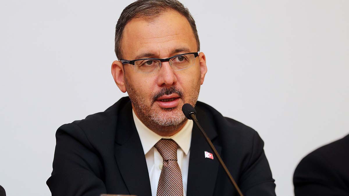 Kasapoğlu: Sporcu kadınlar bizler için çok önemli