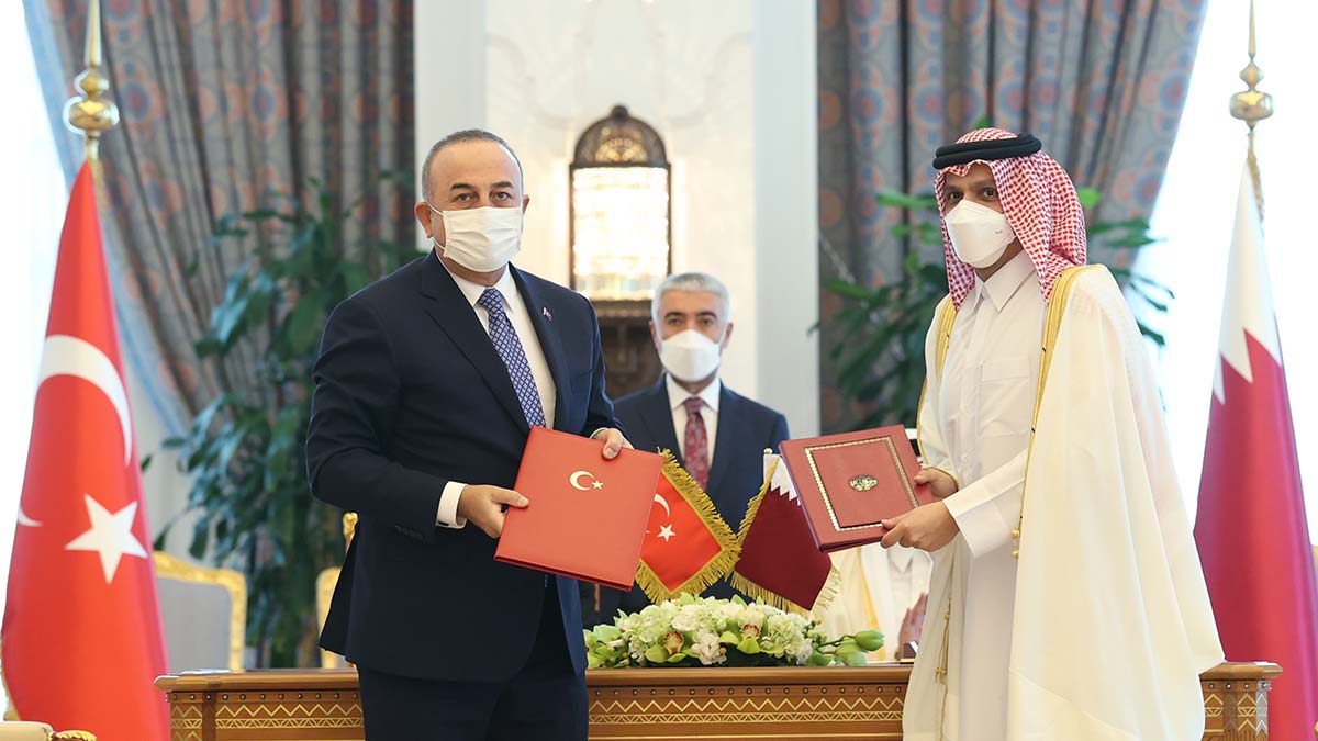 Dışişleri Bakanı Mevlüt Çavuşoğlu ve Katar Başbakan Yardımcısı ve Dışişleri Bakanı Muhammed bin Abdurrahman Al Thani imza attı