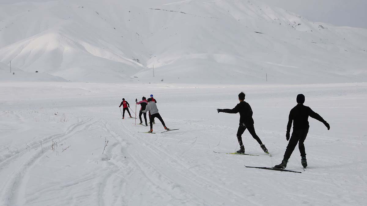 " Geçen yıl kombine şampiyonluğunda Türkiye 3'üncüsü olduk. Toplamda 123 madalya aldık"