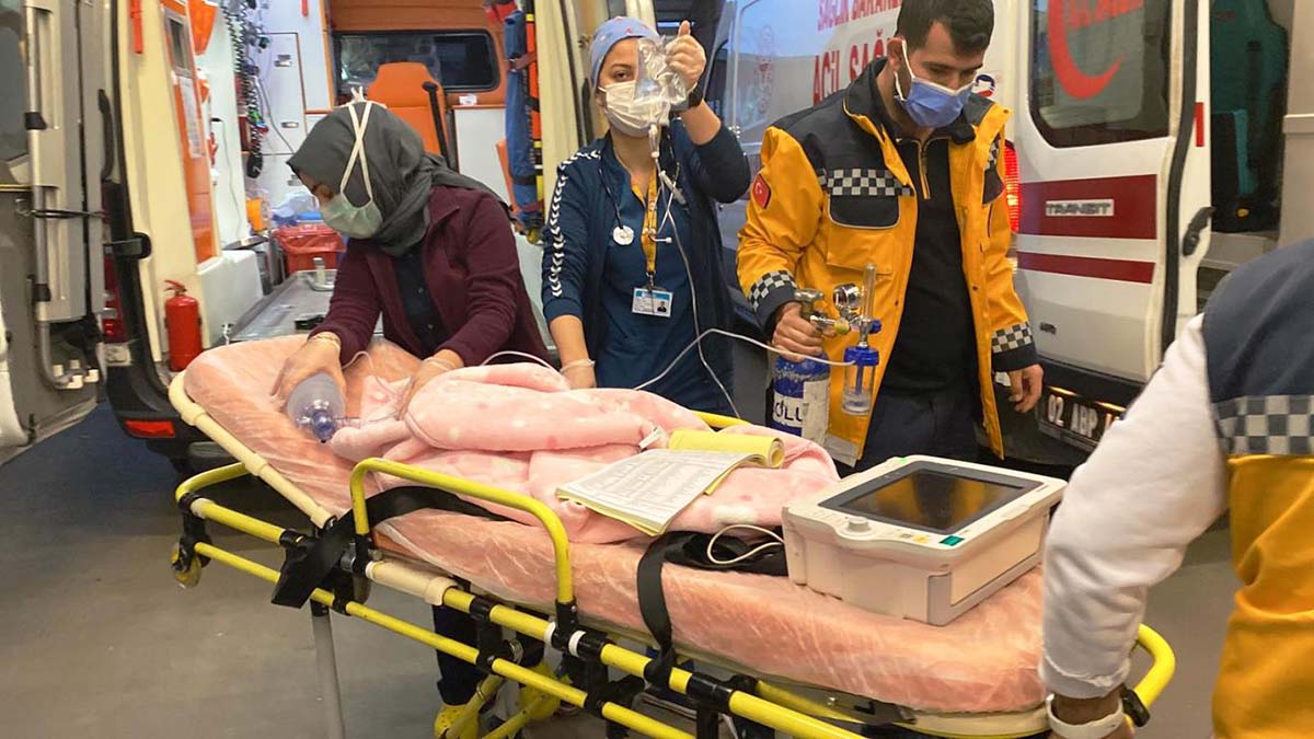 Kazada yaralanan 1 yaşındaki bebek kurtarılamadı