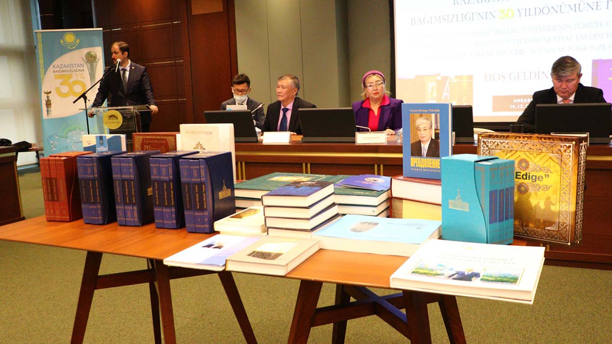 Kazakistandan millet kutuphanesine 200 kitap 2 - kültür ve sanat - haberton