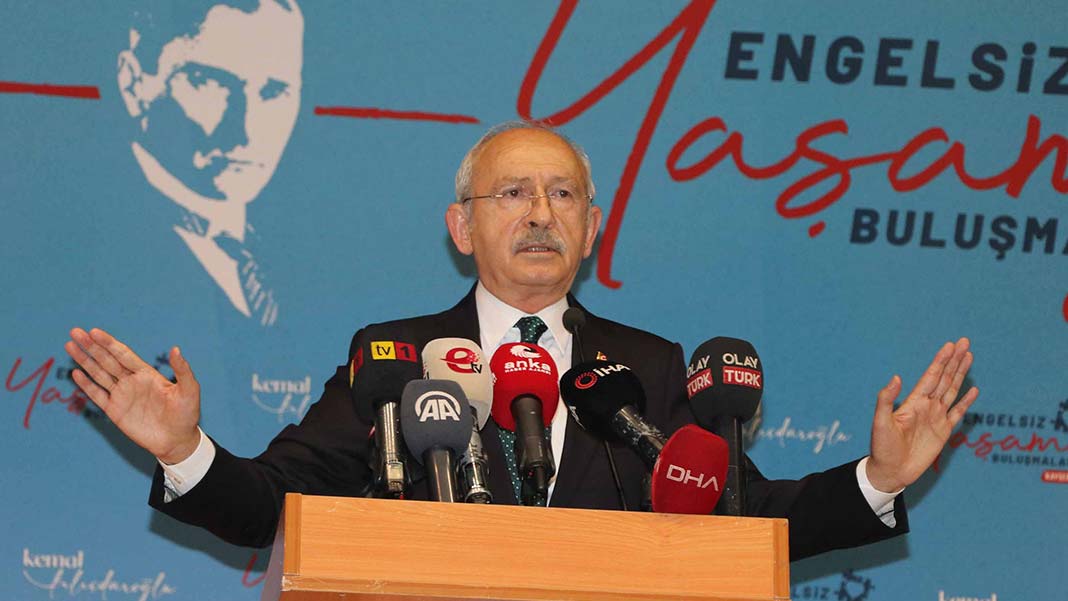 " Adalet, hak ve hukukla yöneteceğiz. Ayrımcılık yapmayacağız."