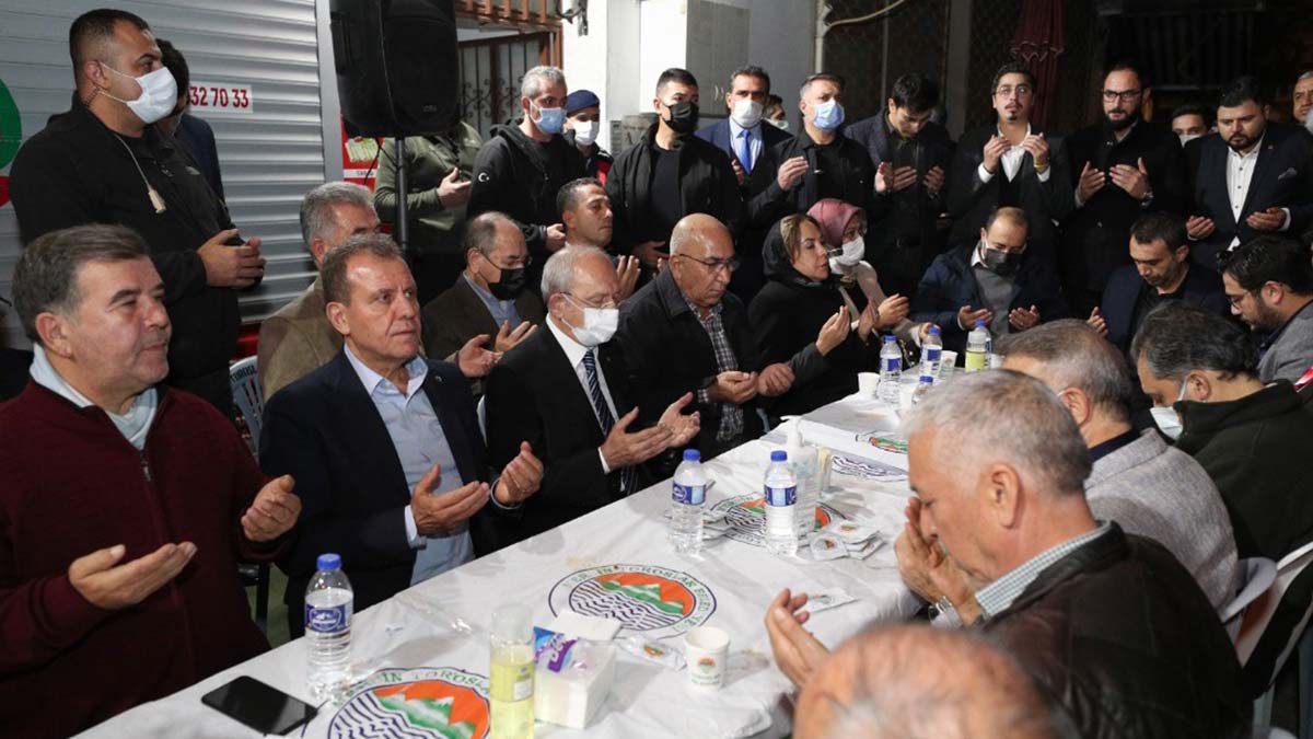 Kılıçdaroğlu'ndan şehit ailesine taziye ziyareti