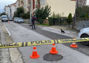Kocaeli'de avukat komşusunu tabanca ile yaraladı