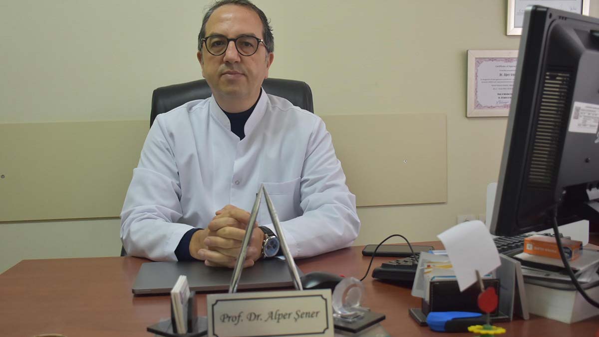 " Kanınızda hiç antikor olmayabiliyor. Dolayısıyla bu antikoru uyaracak 3'üncü dozu, mutlaka olmamız lazım"