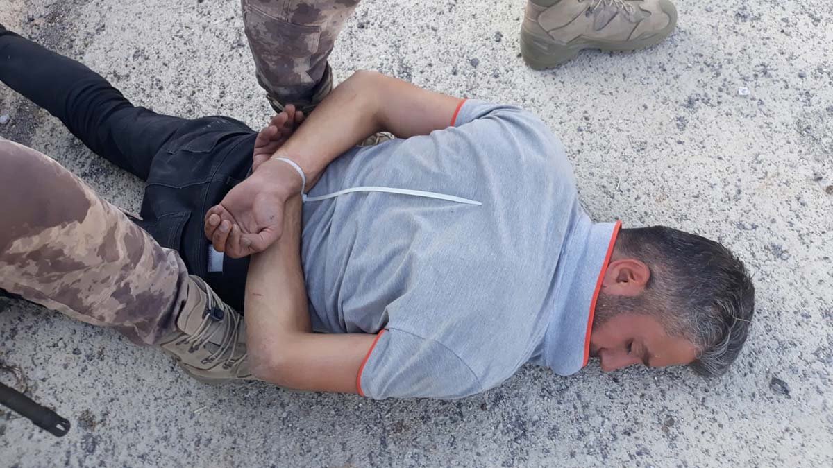  Altun, 4 Ağustos'ta özel harekat ekiplerince memleketi Bozkır ilçesi Üçpınar Mahallesi'nde arazi taraması sırasında yakalandı 