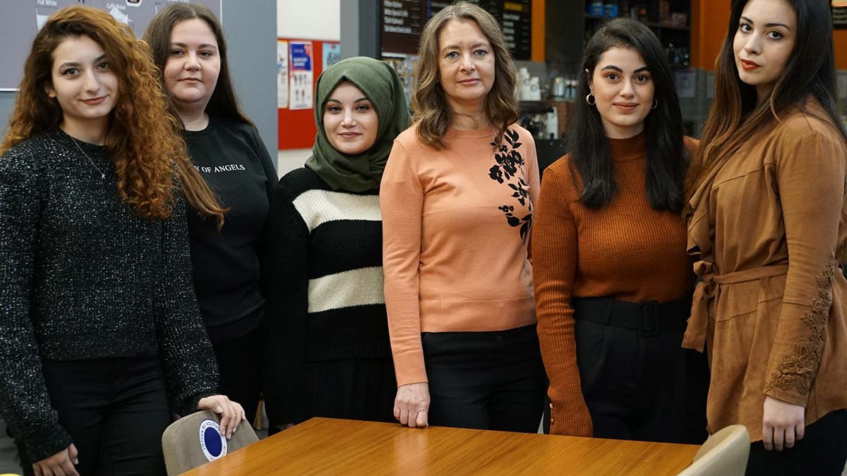 " Borsa, yatırımcılar ve sivil toplum örgütlerinin baskısı söz konusu. Ama asıl mesele, devletlerin yasal olarak bu kotaları koyması"