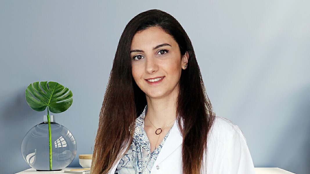 Meme büyütme ameliyatı emzirmeye engel değil