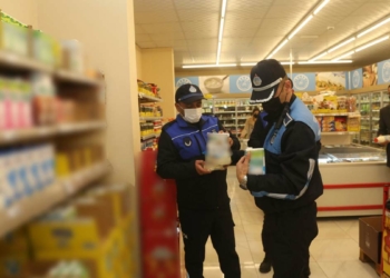 Mersin'de ekipler marketlere yönelik denetim yaptı