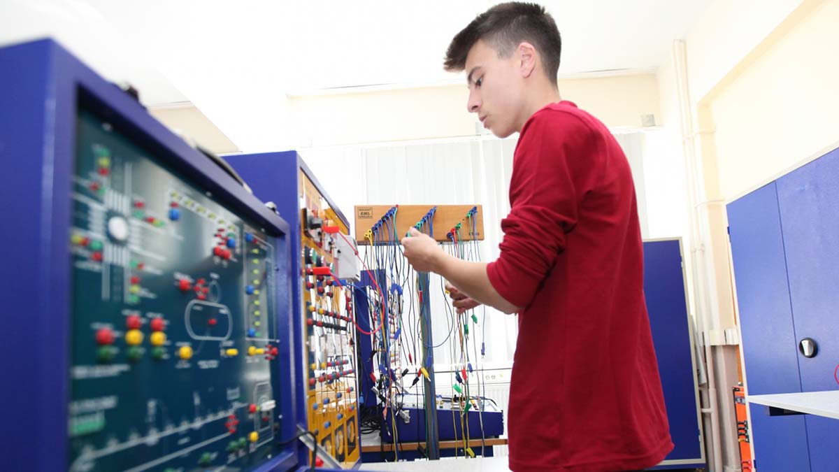 " İstanbul'da 90 milyon, Ankara'da 64 milyon ve İzmir'de 33 milyon liralık gelir elde edildi"