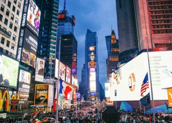 New York'ta yeni yıl etkinliklerine aşı şartı getirildi