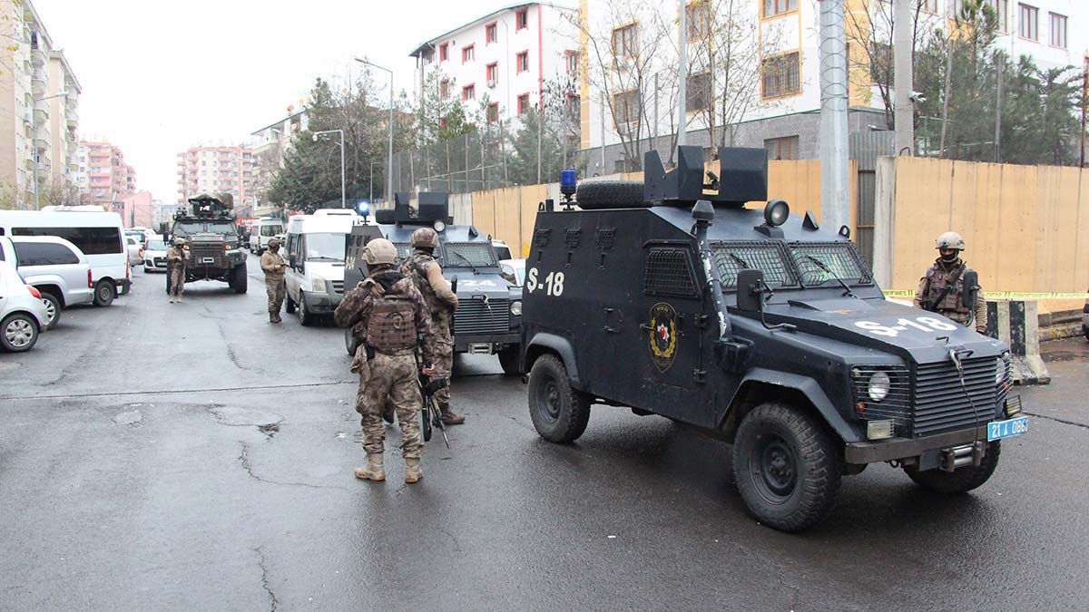 Polis merkezine tüfekle saldıran zanlı tutuklandı