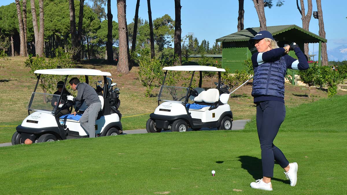 Pro-Am Golf Turnuvası'nda 25 golfcü mücadele veriyor