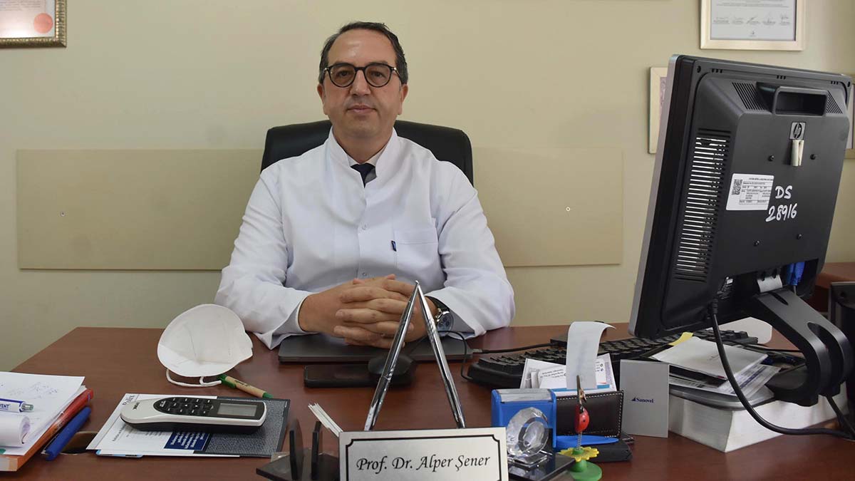 Prof. Dr. Şener Elimizde ölümü yüzde 99 önleyen aşı var