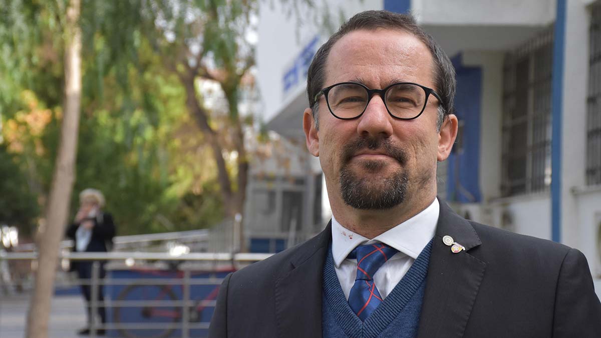 Prof. Dr. Sipahi: Virüs mutasyon geçirmeye devam ediyor