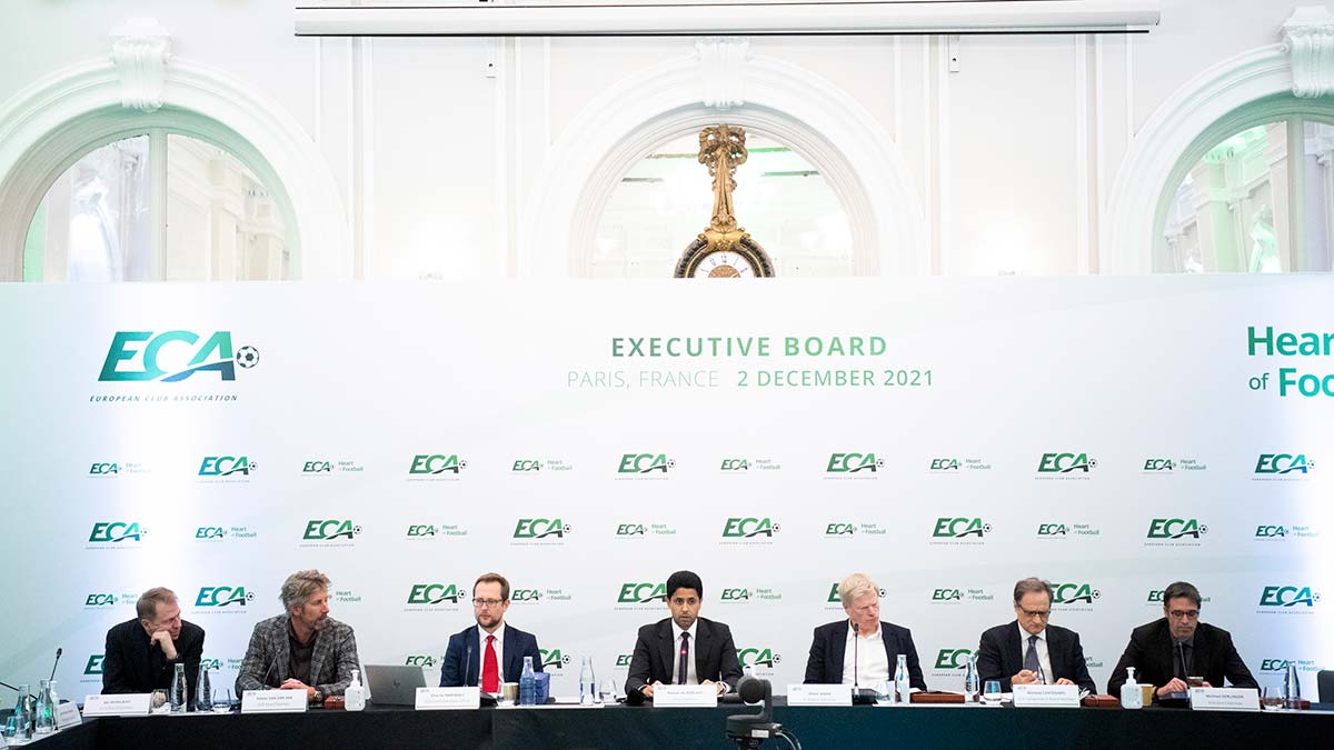 Profesyonel futbolun geleceği Paris'te konuşuldu