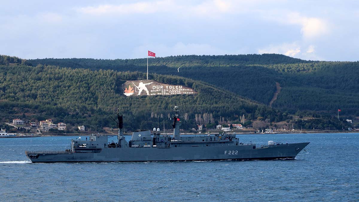 Ros Regina Maria Marmara Denizi'ne doğru yol aldı