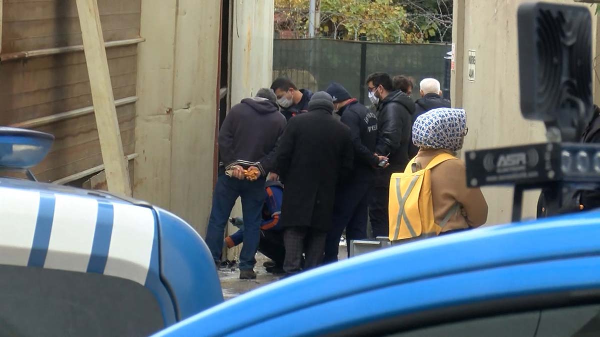 " Yanıcı ve parlayıcı bir özelliğe sahip değil. Su bazlı kauçuk ağacının sütü"