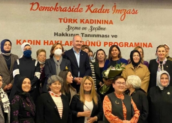 Soylu, seçilen kadınlar ile bir araya geldi
