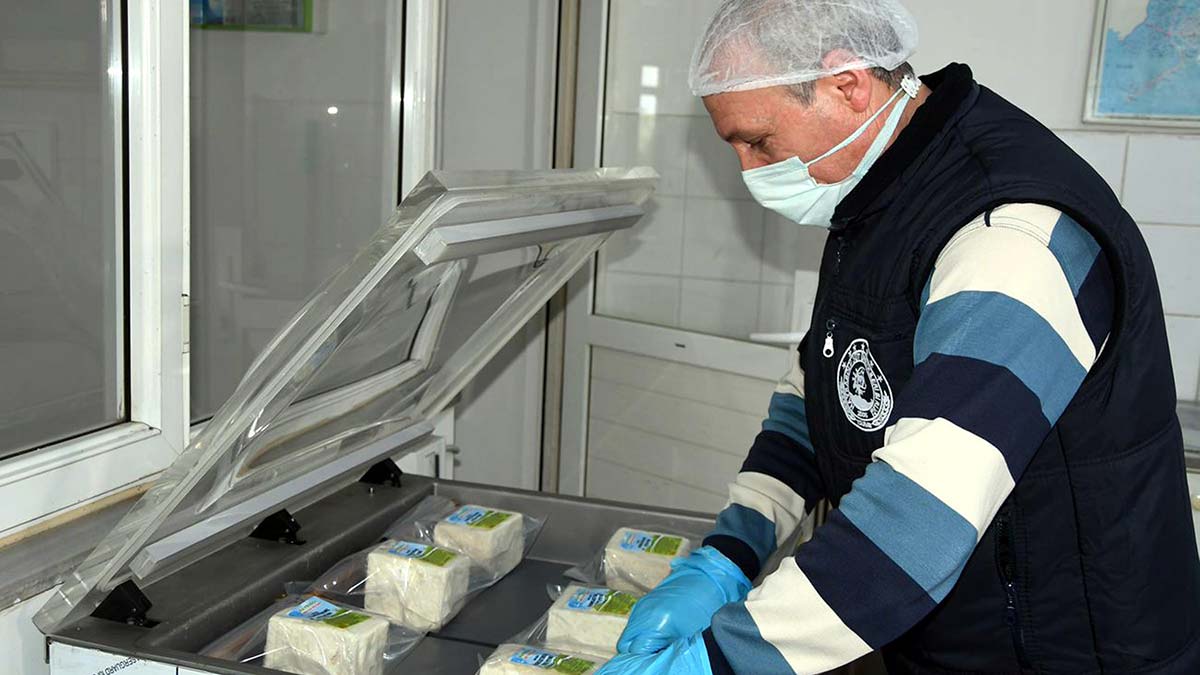 " Kayıtsızlığı önleyerek kazanıyor. Kayıt altına aldığı her üreticiden devlet katma değer kazanıyor. "